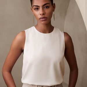 NWT Banana Republic Factory Shell Tank